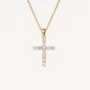 VIDAL & VIDAL Kors Halsband Med Zirkonia Stenar (Guld)